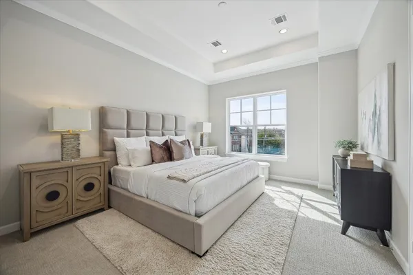 $800,000 | 4030 Blossom Street, Houston, TX 77007