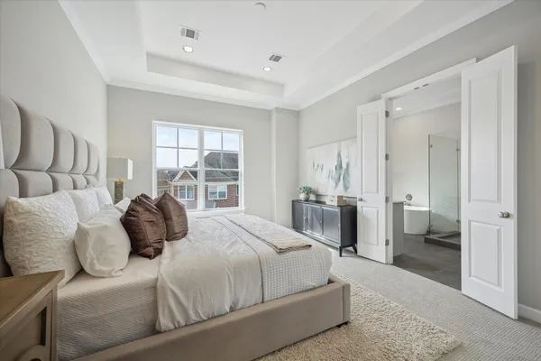 $800,000 | 4030 Blossom Street, Houston, TX 77007