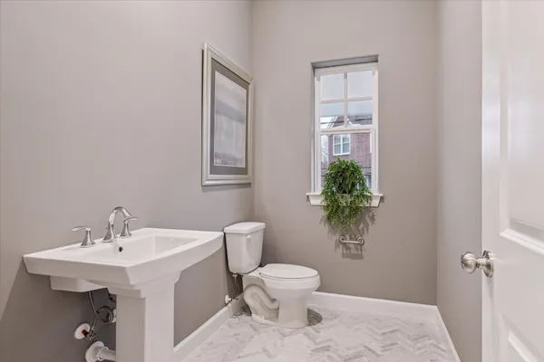 $800,000 | 4030 Blossom Street, Houston, TX 77007