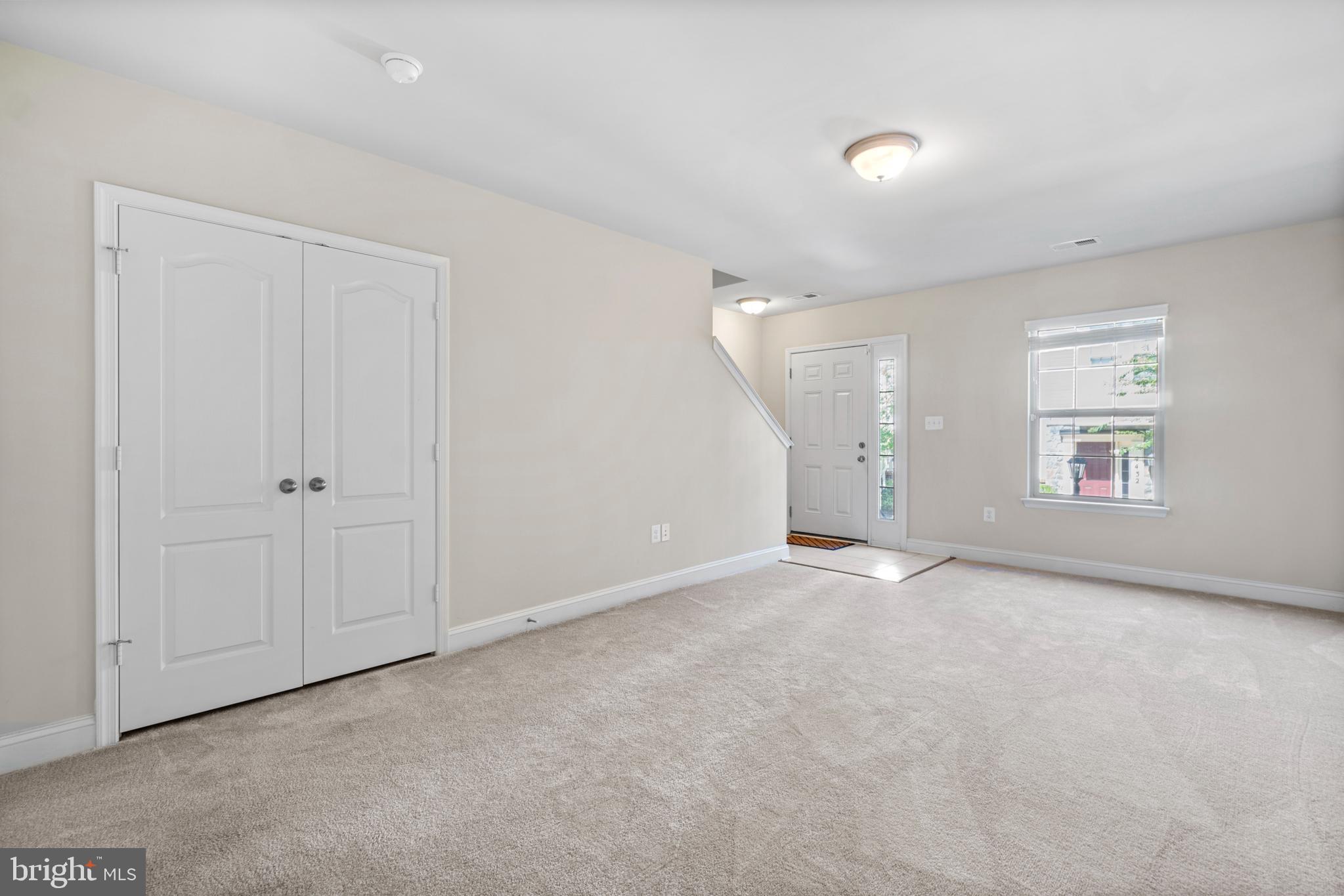 4410 Potomac Highlands Circle Triangle, VA 22172 - Photo 16 of 33