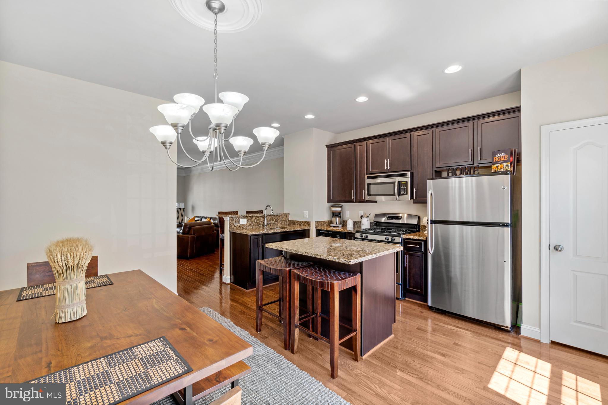 4410 Potomac Highlands Circle Triangle, VA 22172 - Photo 4 of 33