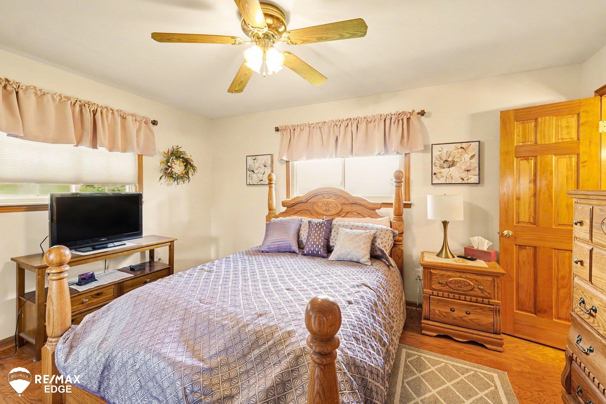 10247 East Coldwater Road Davison, MI 48423 - Photo 9 of 32