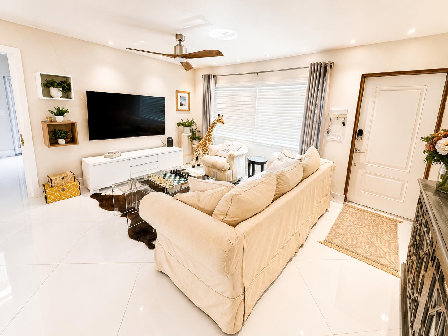 327 Lancaster Street Boca Raton, FL 33487 - Photo 5 of 26 11651BD4-8871-411B-8F5B-63691554AD9C