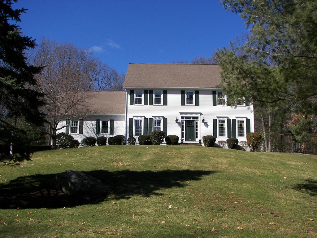 31 Townline Road Franklin, MA 02038 - Photo 4 of 30 Gallery Image 4