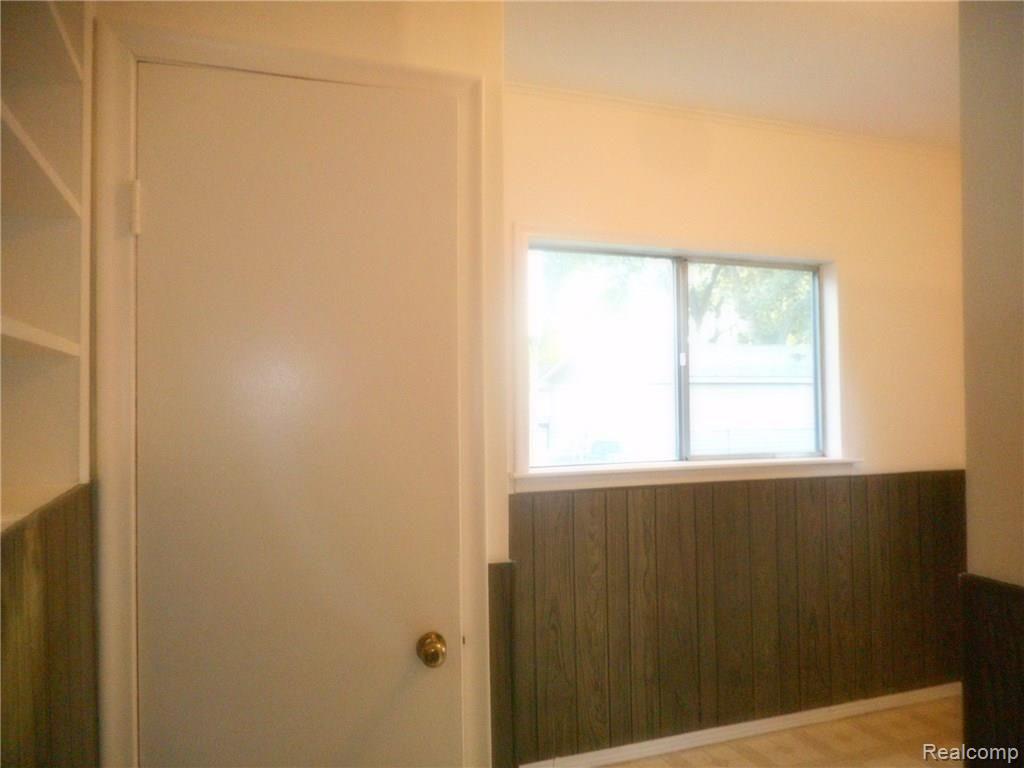 10250 Pardee Road Taylor, MI 48180 - Photo 40 of 58 BONUS LAUNDRY ROOM STORAGE CLOSET