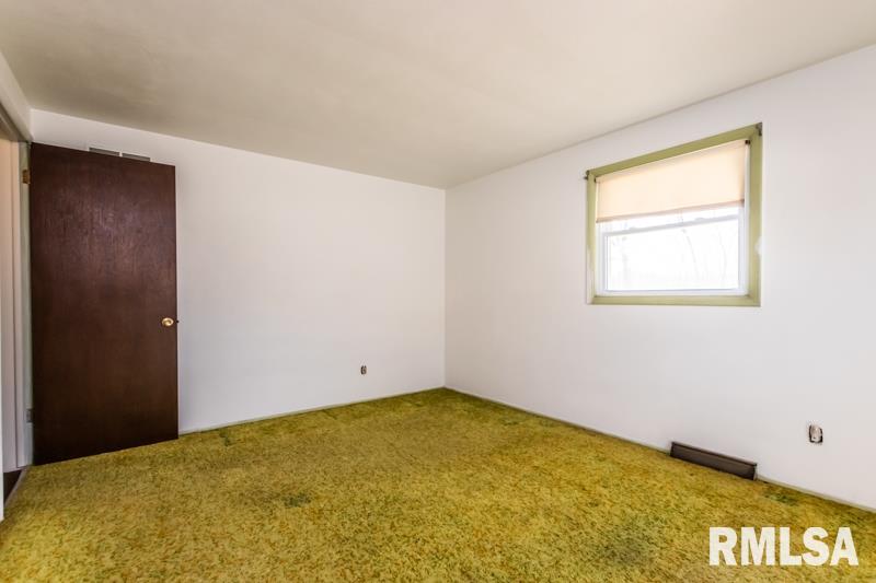 1408 Springfield Road East Peoria, IL 61611 - Photo 21 of 36 Gallery Image 21