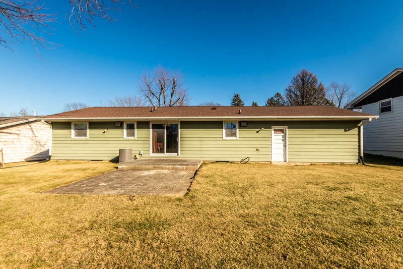 1408 Springfield Road East Peoria, IL 61611 - Photo 29 of 36 Gallery Image 29