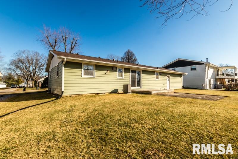 1408 Springfield Road East Peoria, IL 61611 - Photo 31 of 36 Gallery Image 31