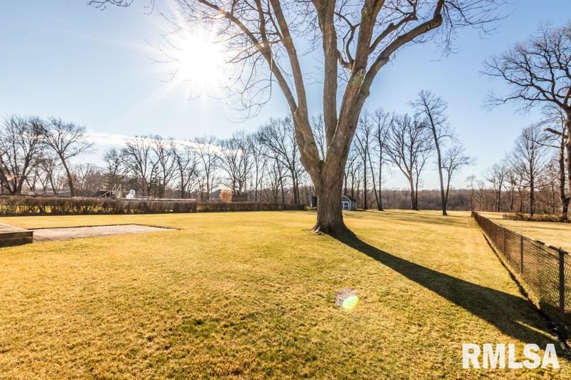 1408 Springfield Road East Peoria, IL 61611 - Photo 33 of 36 Gallery Image 33