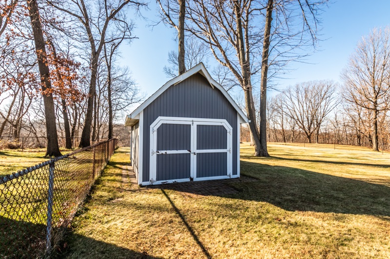1408 Springfield Road East Peoria, IL 61611 - Photo 34 of 36 Gallery Image 34