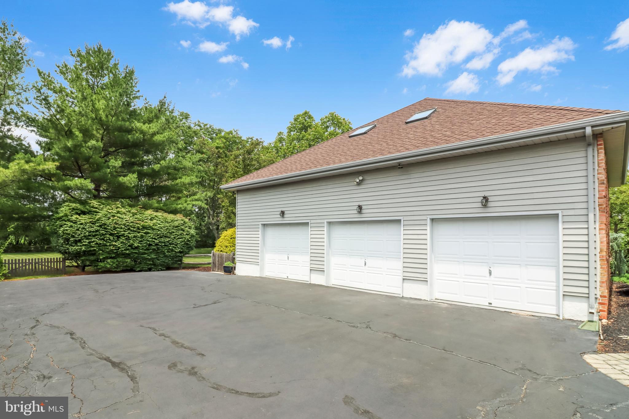 279 North Post Road Princeton Junction, NJ 08550 - Photo 20 of 74