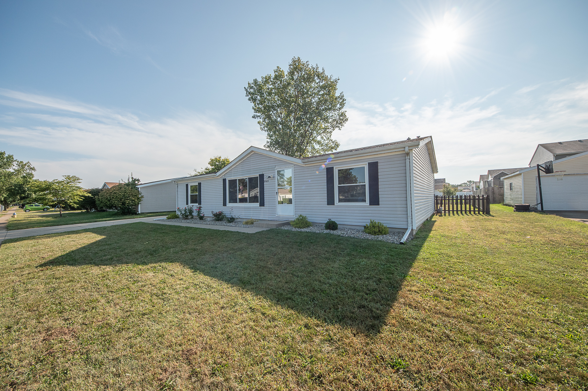 4665 West Ridge Drive Columbus, IN 47203 - Photo 3 of 22 Gallery Image 3