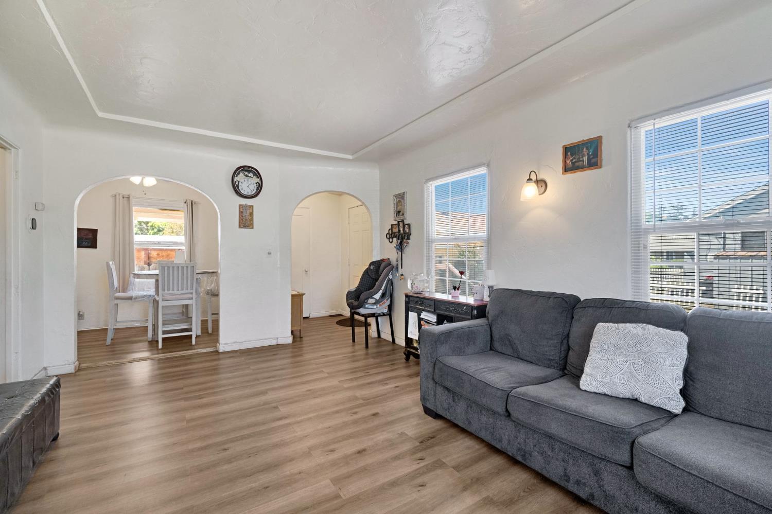 516 West 7th Street Madera, CA 93637 - Photo 8 of 34