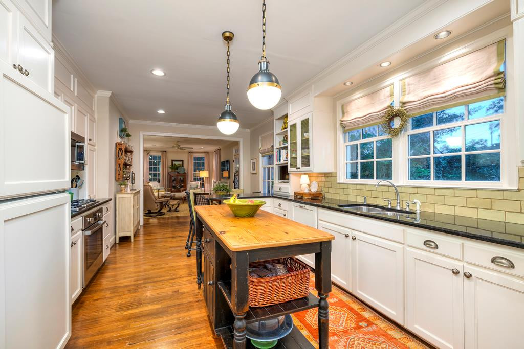 1529 Berkeley Road Columbia, SC 29205 - Photo 48 of 72