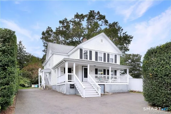 $2,750 | 446 Old Stratfield Road, Fairfield, CT 06825