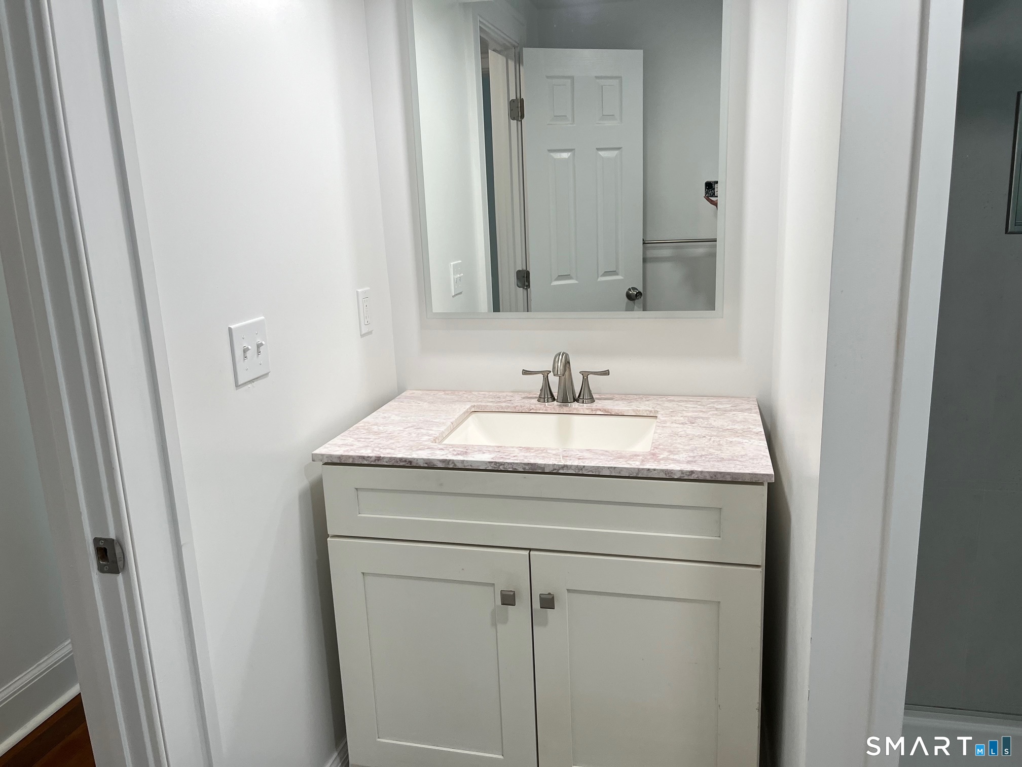 446 Old Stratfield Road Fairfield, CT 06825 - Photo 13 of 14