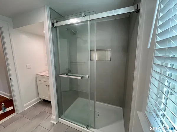 $2,750 | 446 Old Stratfield Road, Fairfield, CT 06825