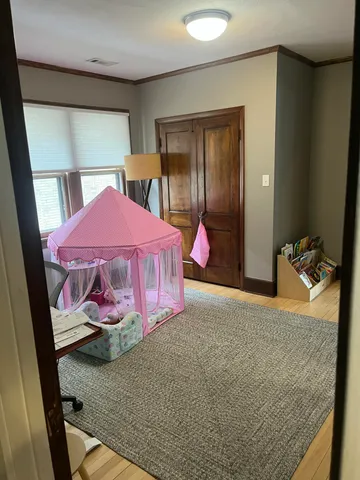 $2,200 | 5909 West Washington Boulevard, Milwaukee, WI 53208