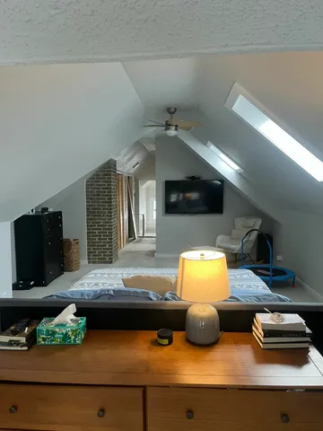 $2,200 | 5909 West Washington Boulevard, Milwaukee, WI 53208