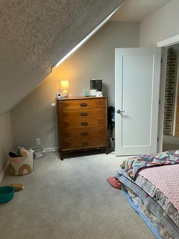 $2,200 | 5909 West Washington Boulevard, Milwaukee, WI 53208