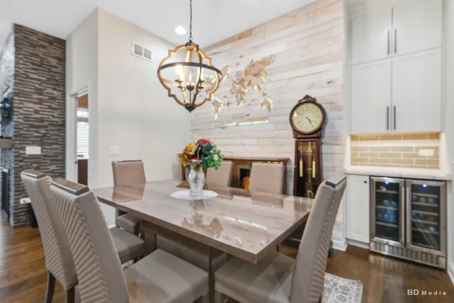 $675,000 | 12876 Rosa Lane, Lemont, IL 60439