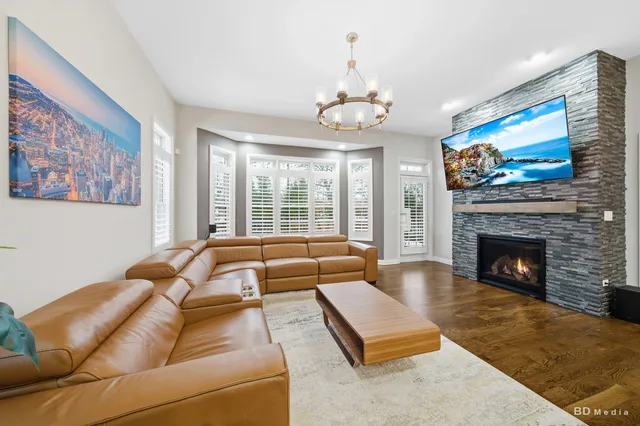 $675,000 | 12876 Rosa Lane, Lemont, IL 60439