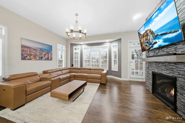 $675,000 | 12876 Rosa Lane, Lemont, IL 60439