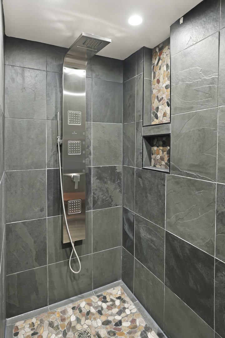 12876 Rosa Lane Lemont, IL 60439 - Photo 30 of 51