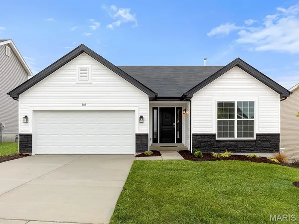$364,443 | 5056 Knotty Alder Drive, Imperial, MO 63052
