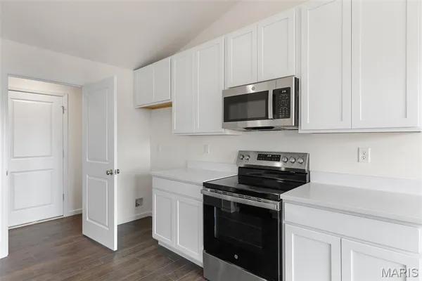 $364,443 | 5056 Knotty Alder Drive, Imperial, MO 63052