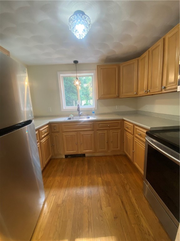 7 Brown Avenue Johnston, RI 02919 - Photo 21 of 32