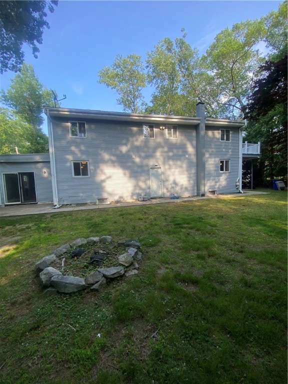 7 Brown Avenue Johnston, RI 02919 - Photo 24 of 32