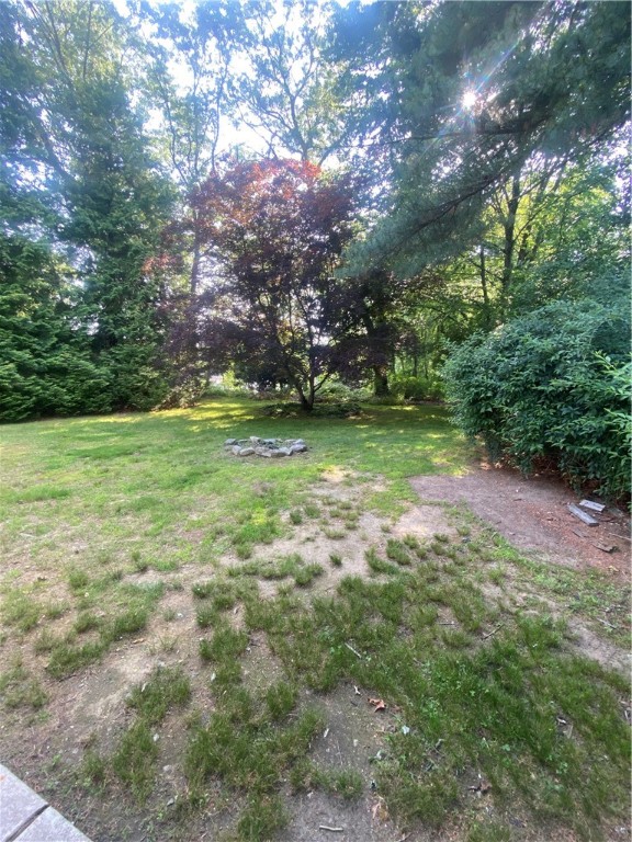 7 Brown Avenue Johnston, RI 02919 - Photo 25 of 32