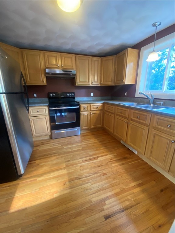 7 Brown Avenue Johnston, RI 02919 - Photo 29 of 32