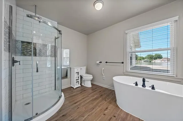 $2,900 | 1005 Johnston Drive, Raymore, MO 64083