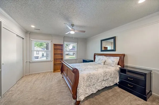 $2,900 | 1005 Johnston Drive, Raymore, MO 64083