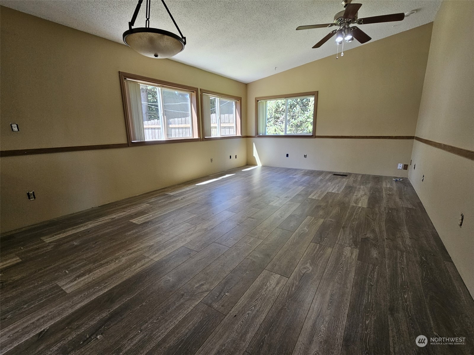 6435 188th Avenue Southwest Rochester, WA 98579 - Photo 14 of 29
