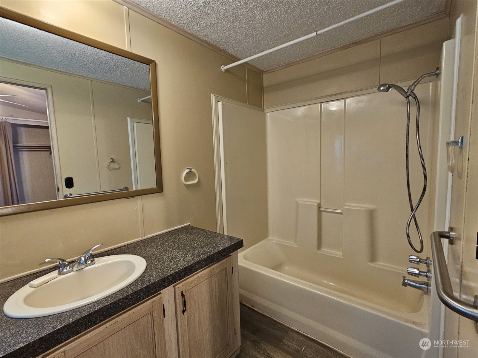 6435 188th Avenue Southwest Rochester, WA 98579 - Photo 22 of 29