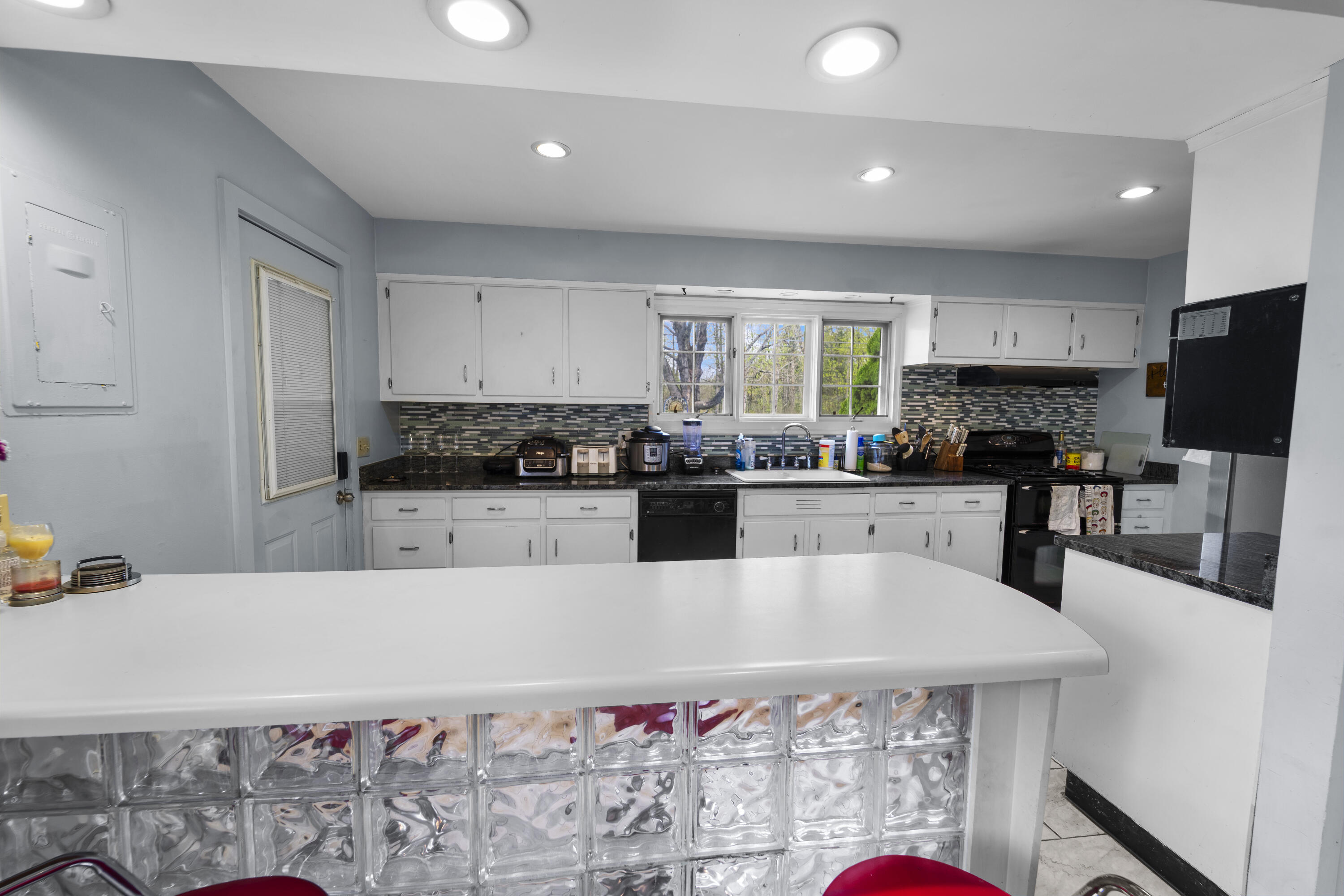 42 Sugarloaf Lane Bangor, ME 04401 - Photo 3 of 36 DSC00194