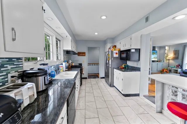 $309,000 | 42 Sugarloaf Lane, Bangor, ME 04401