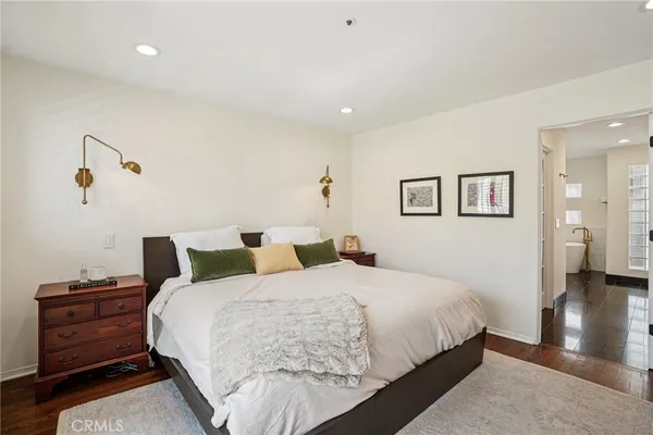 $2,699,000 | 710 Manhattan Beach Boulevard, Manhattan Beach, CA 90266