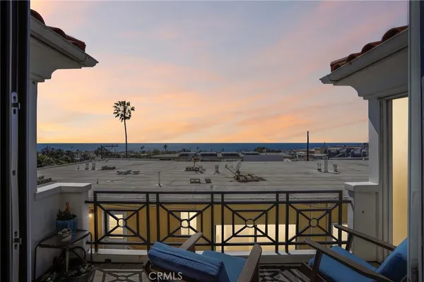 $2,699,000 | 710 Manhattan Beach Boulevard, Manhattan Beach, CA 90266