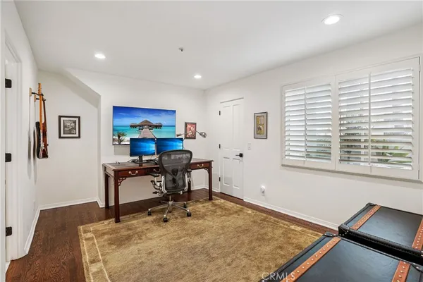 $2,699,000 | 710 Manhattan Beach Boulevard, Manhattan Beach, CA 90266
