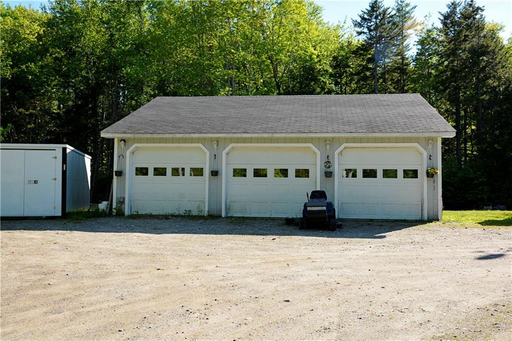 1366 Manktown Road Waldoboro, ME 04572 - Photo 4 of 35 Got toys? Plenty of room with this...