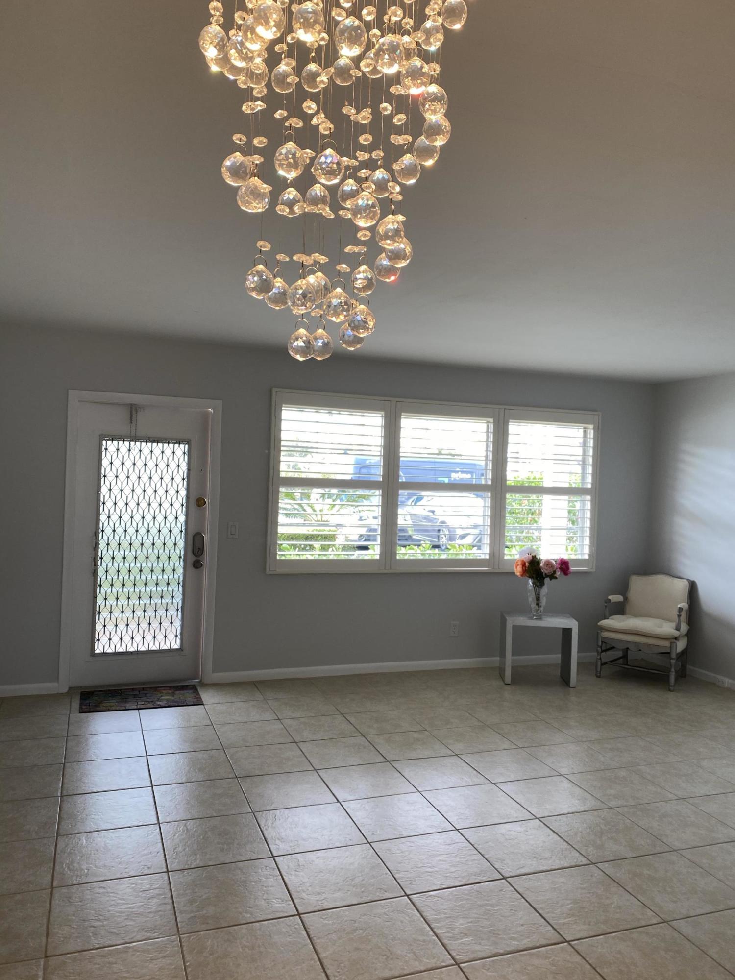 1028 Cornwall East Boca Raton, FL 33434 - Photo 6 of 17 IMG_0493