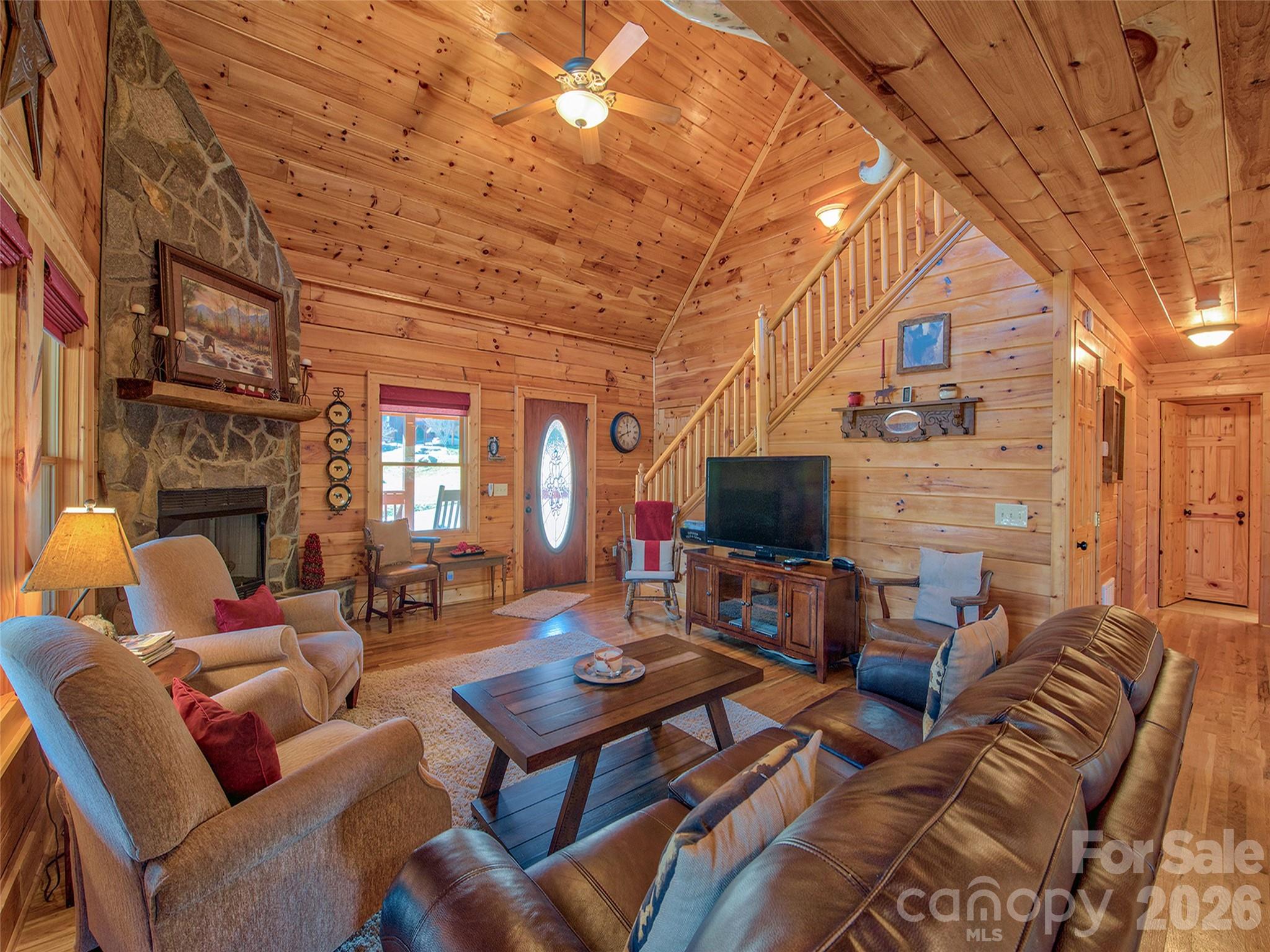 547 Panoramic Loop Maggie Valley, NC 28751 - Photo 14 of 32 Gallery Image 14