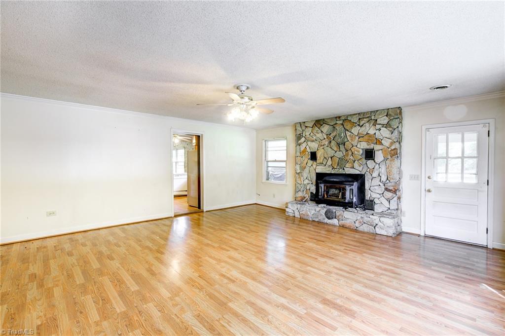 1800 Pleasant Ridge Road Greensboro, NC 27409 - Photo 8 of 15 Gallery Image 8