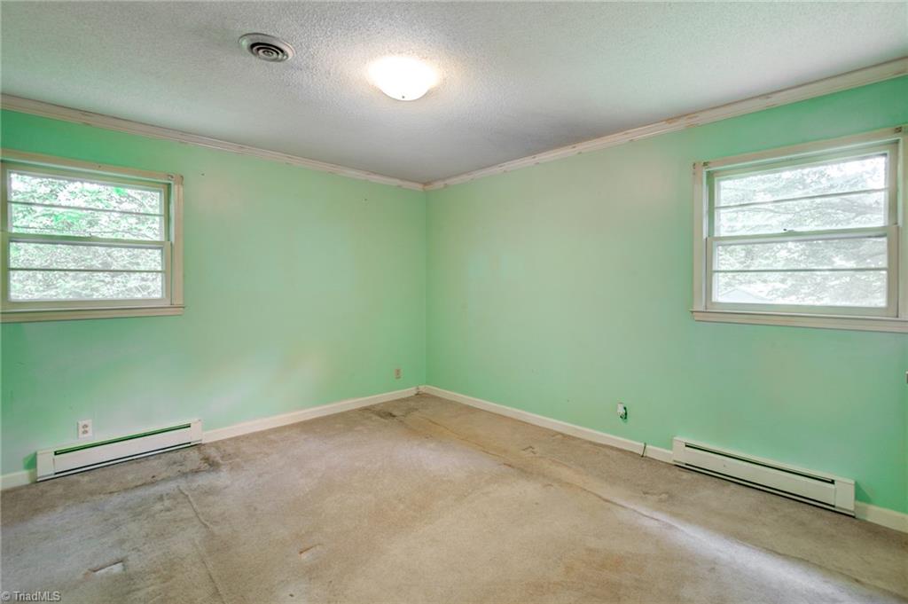 1800 Pleasant Ridge Road Greensboro, NC 27409 - Photo 9 of 15 Gallery Image 9