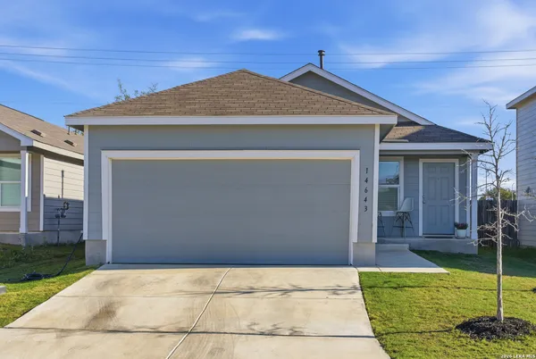 $1,695 | 14643 Greenfield, San Antonio, TX 78254