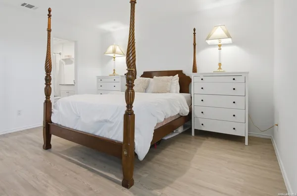 $1,695 | 14643 Greenfield, San Antonio, TX 78254